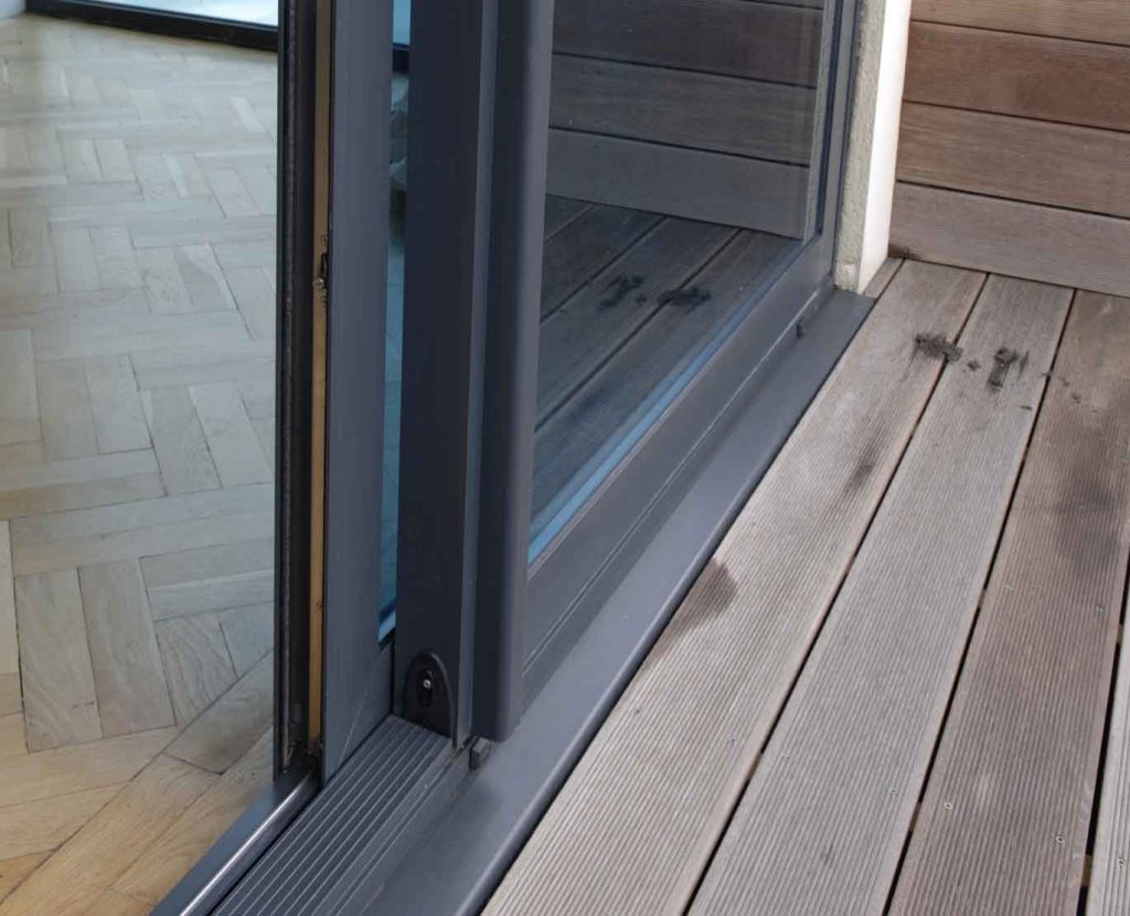 Smarts aluminium sliding patio door